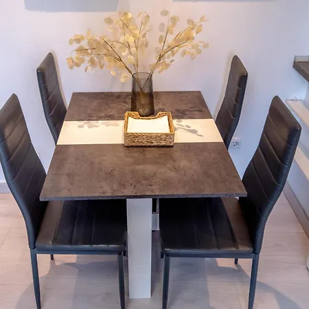 Two Bedroom Within Puerto Banus Marina