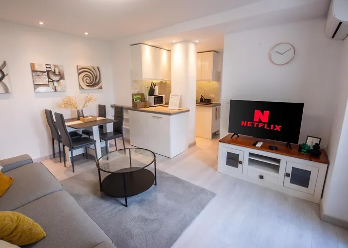 Two Bedroom Within Puerto Banus Marina Marbella