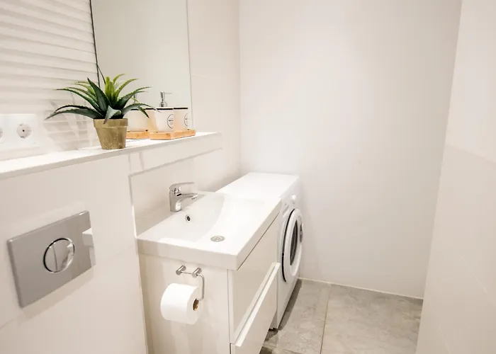 아파트 Two Bedroom Within Puerto Banus Marina 마르베야