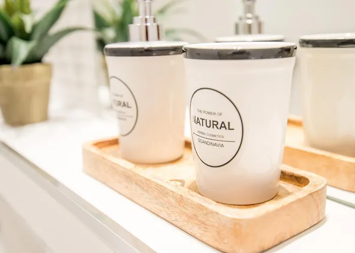 Two Bedroom Within Puerto Banus Marina Apartment *